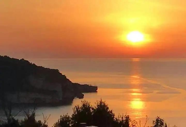 Casa Vacanze Flora Peschici Εξωτερικό φωτογραφία
