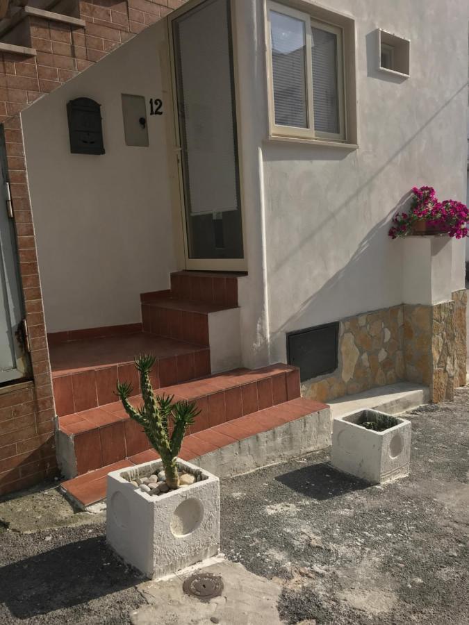 Casa Vacanze Flora Peschici Εξωτερικό φωτογραφία